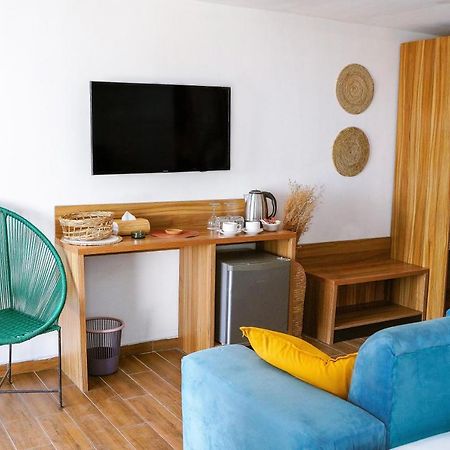 Vogue Beach Resort Lagos Exterior photo