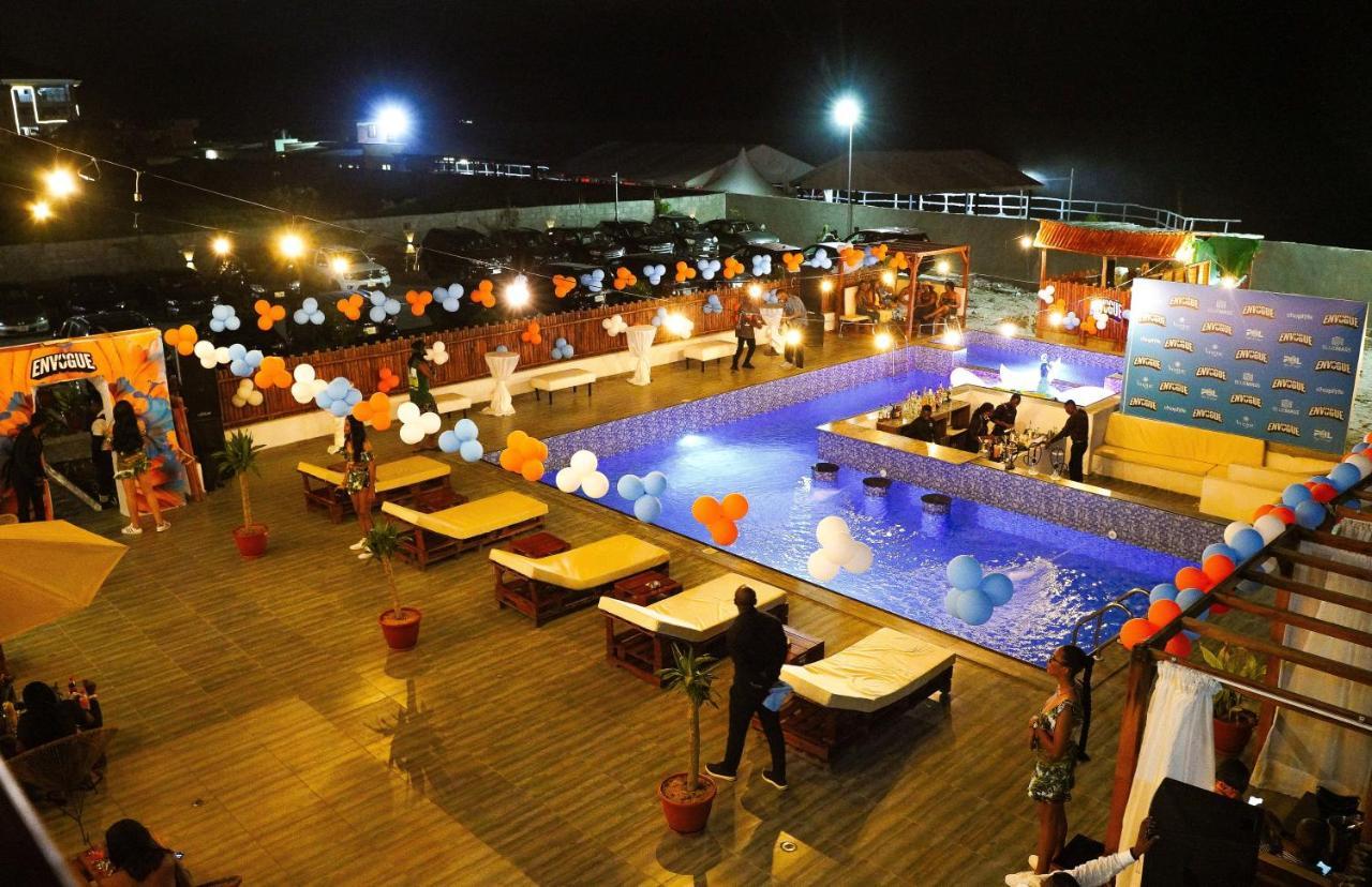 Vogue Beach Resort Lagos Exterior photo